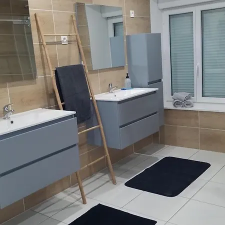 בית נופש Au Refuge Du Bonheur